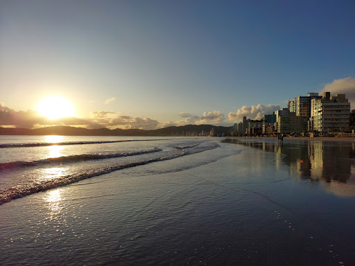 10 Melhores Chalés Alpinos em Meia Praia, Santa Catarina 2025