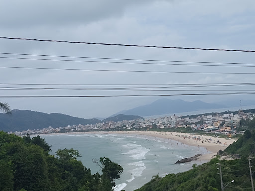 10 Melhores Chalés Alpinos em Canto Grande, Santa Catarina 2025